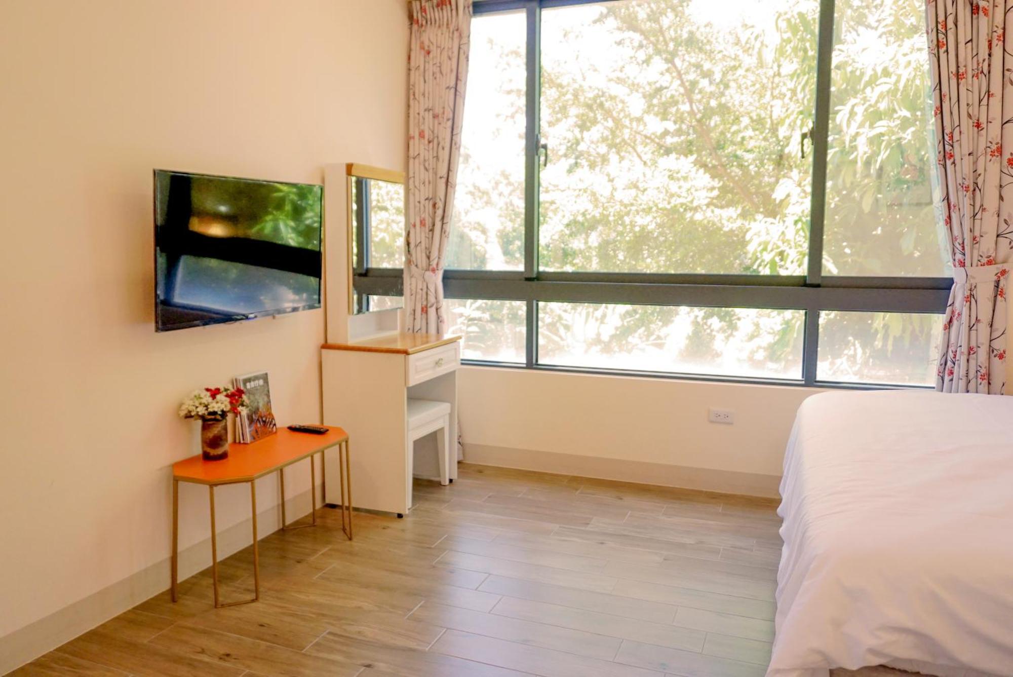 Pottery Flower B&B Jiji Dış mekan fotoğraf